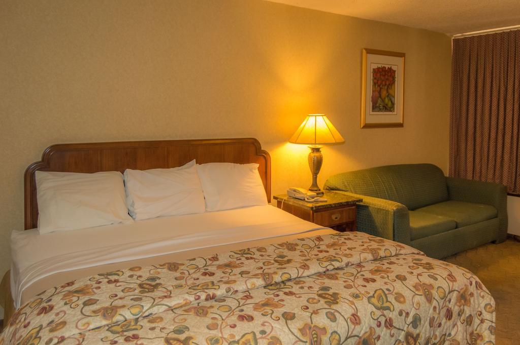 Executive Inn Hotel And Conference Center Lawton Ruang foto